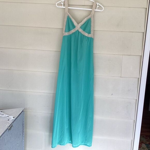 Vintage Sears long blue lace strap nightgown, small.  0261 - Picture 1 of 6